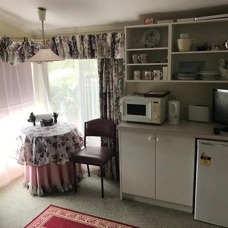 Lanaud Farm Stay Allansford ภายนอก รูปภาพ