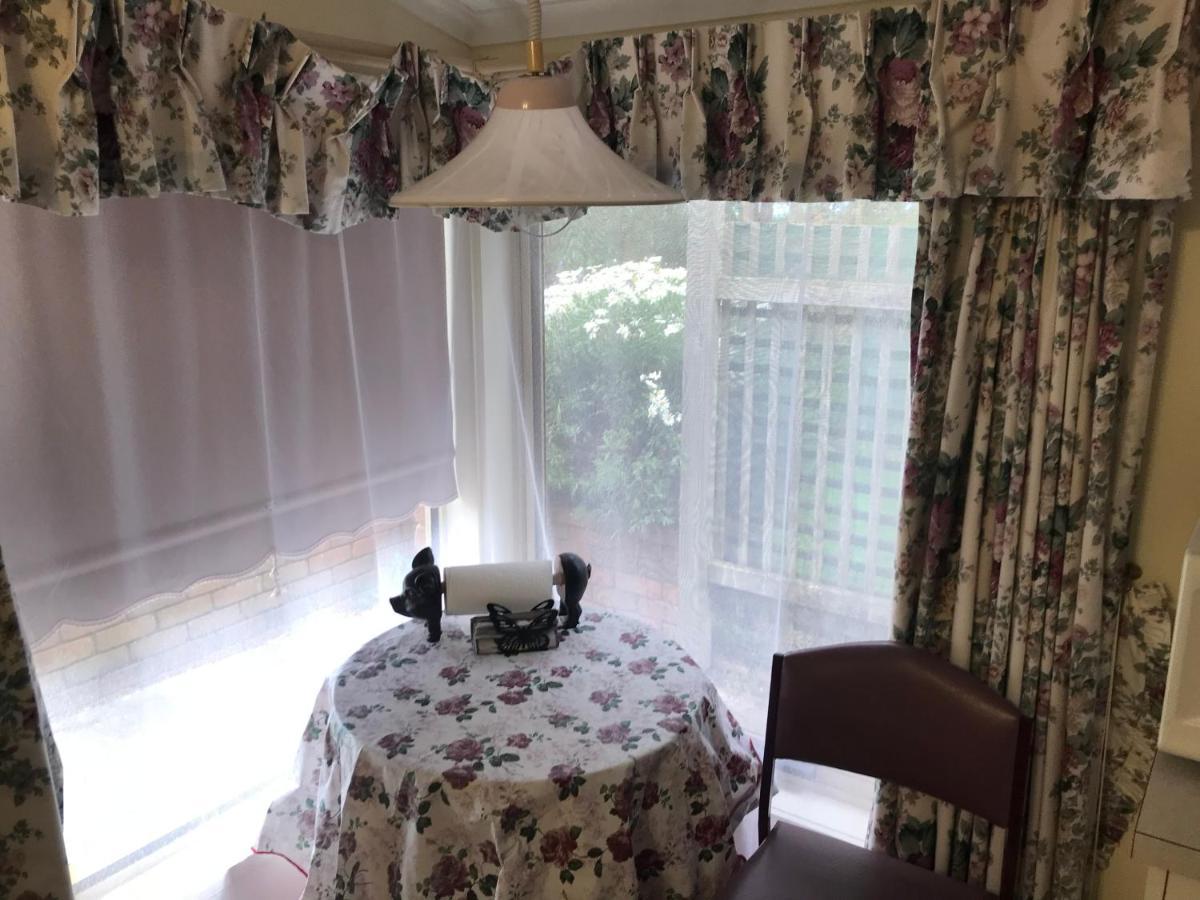 Lanaud Farm Stay Allansford ภายนอก รูปภาพ